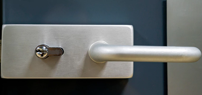 Change Patio Door Locks in Hanford, California